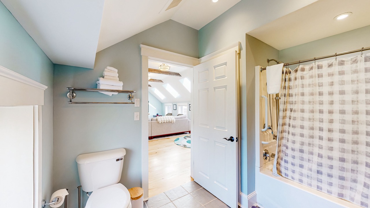 Photo of Bathroom in Waterbury Center