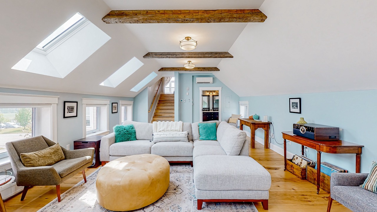 Photo of Livingroom in Waterbury Center