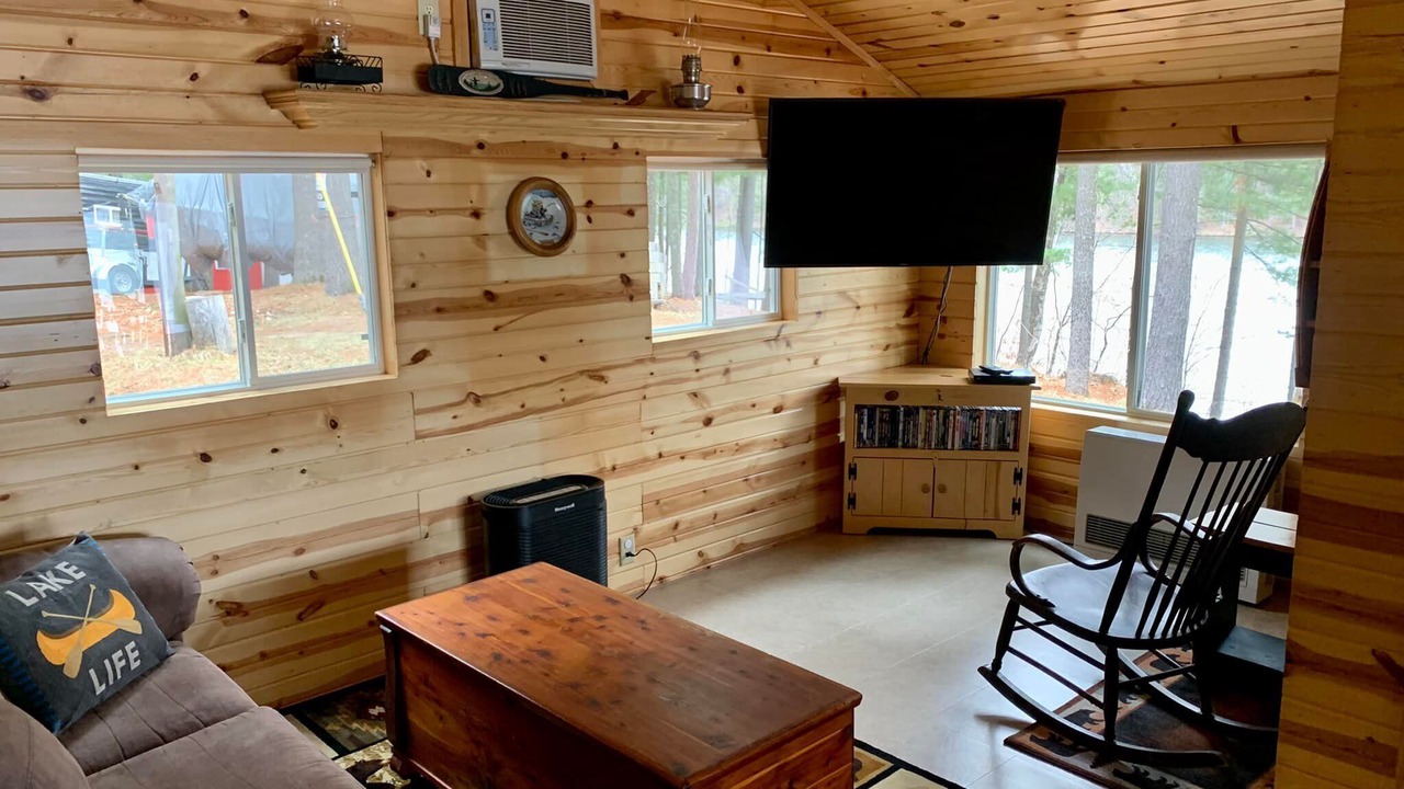Photo of Livingroom in Chetek