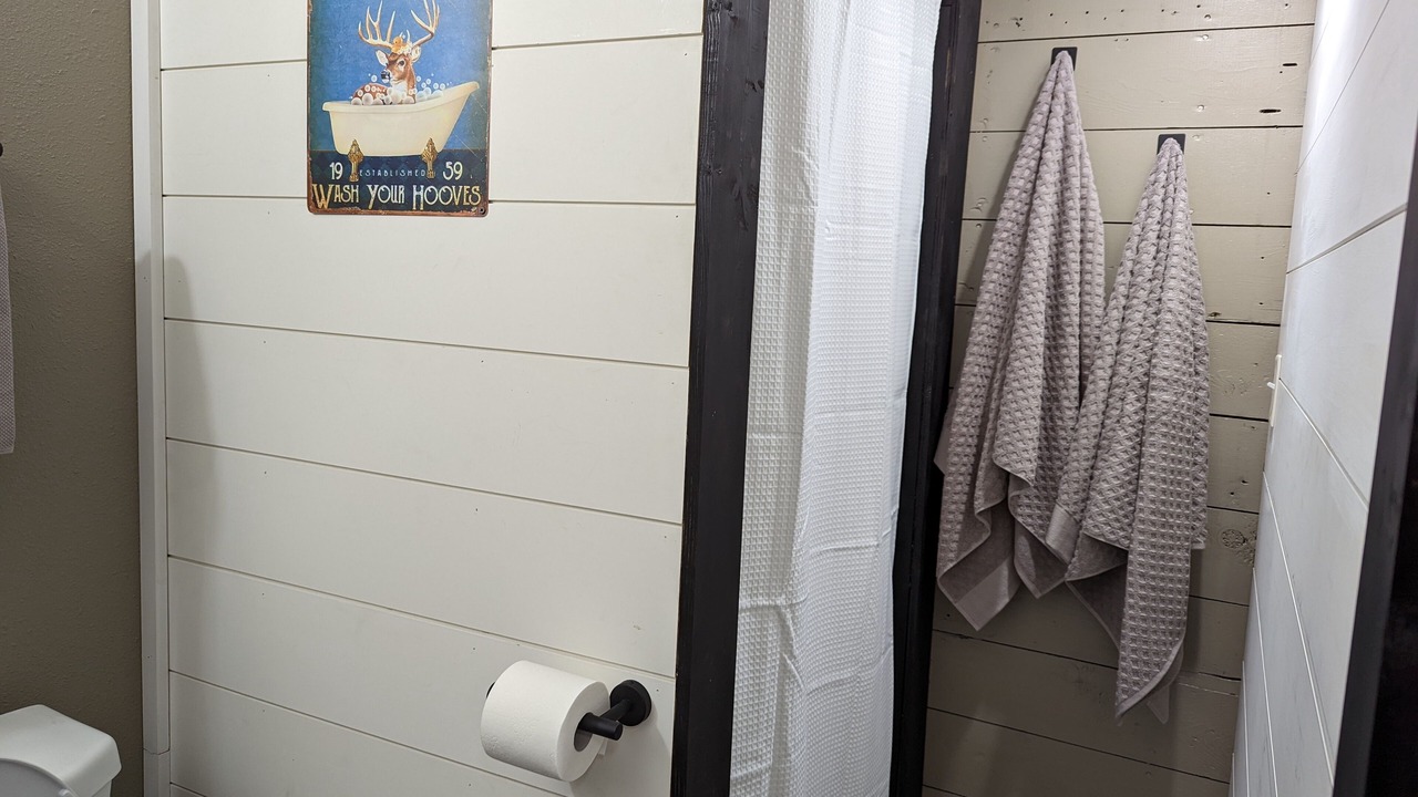 Photo of Bathroom in Alma