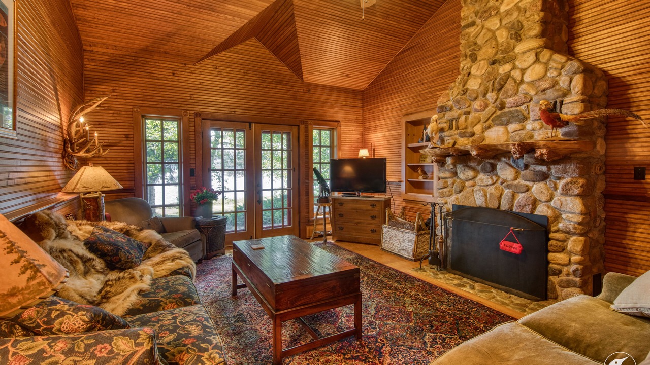 Photo of Livingroom in Tupper Lake