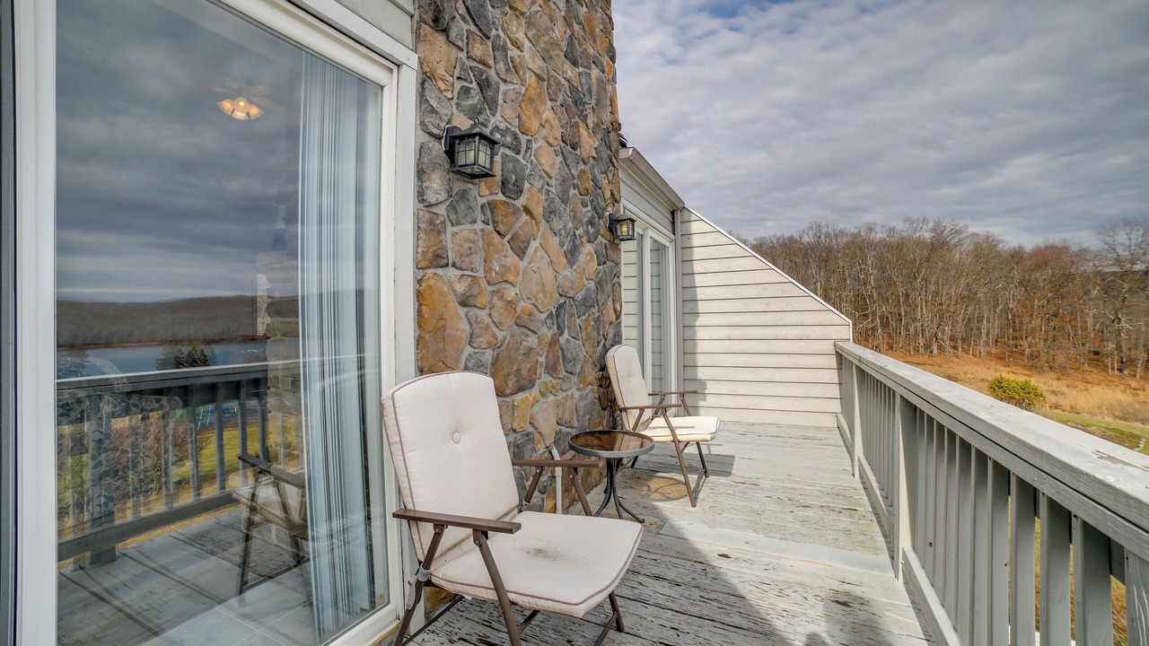 Photo of Outdoor in Alpine Lake