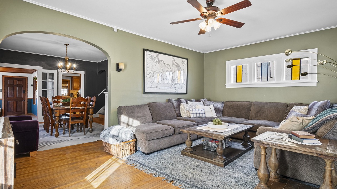 Photo of Livingroom in Red Wing