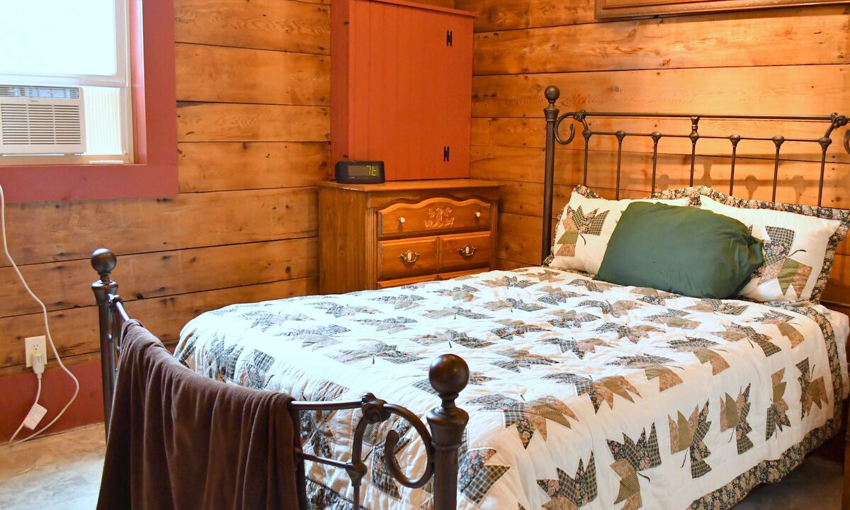 Photo of Bedroom in Canton