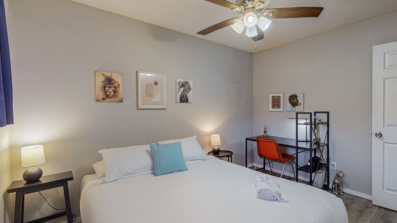 Photo of Bedroom in Uptown