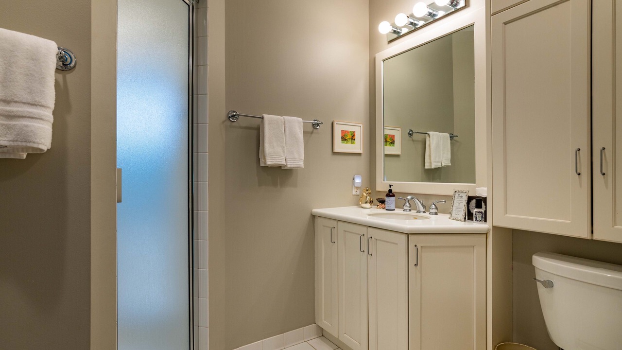 Photo of Bathroom in Summit Hill