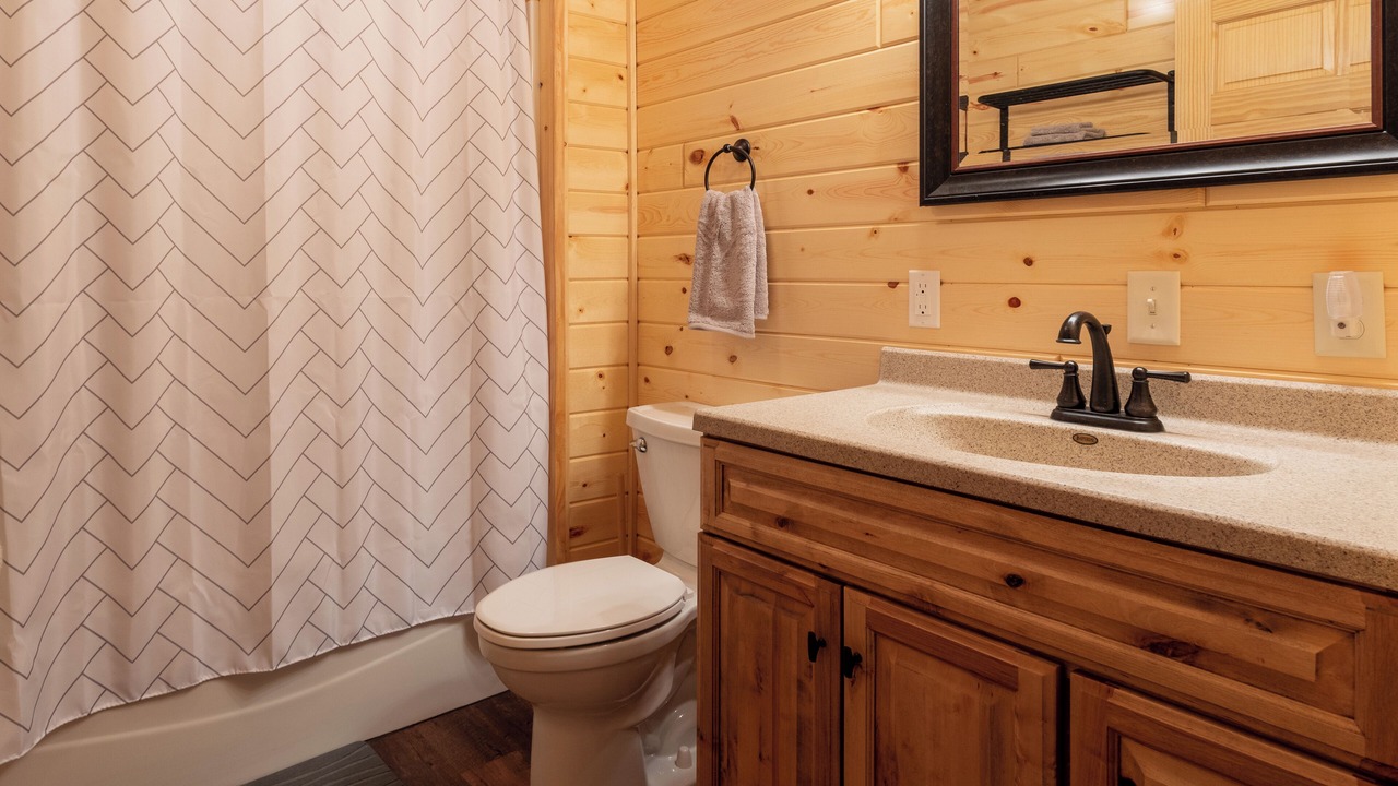 Photo of Bathroom in Northwoods Beach