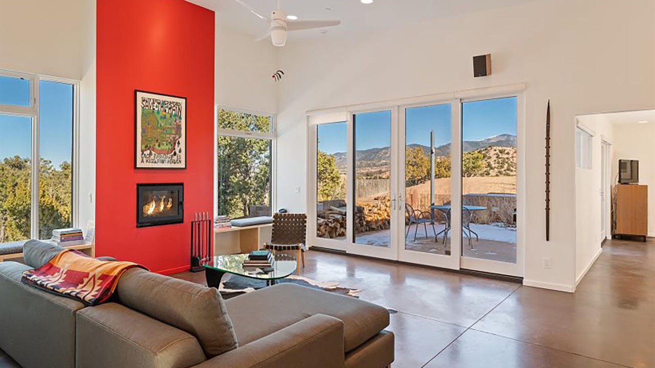 Photo of Bedroom in Tesuque Hills