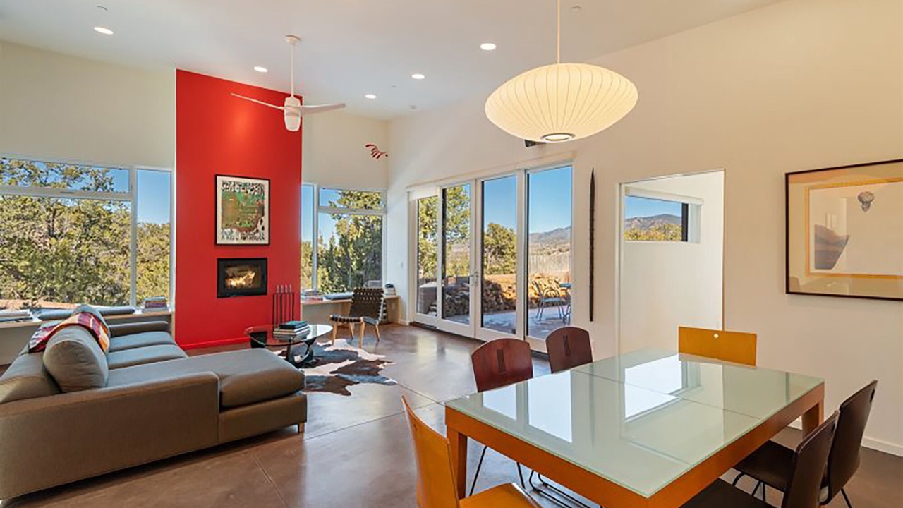 Photo of Bedroom in Tesuque Hills