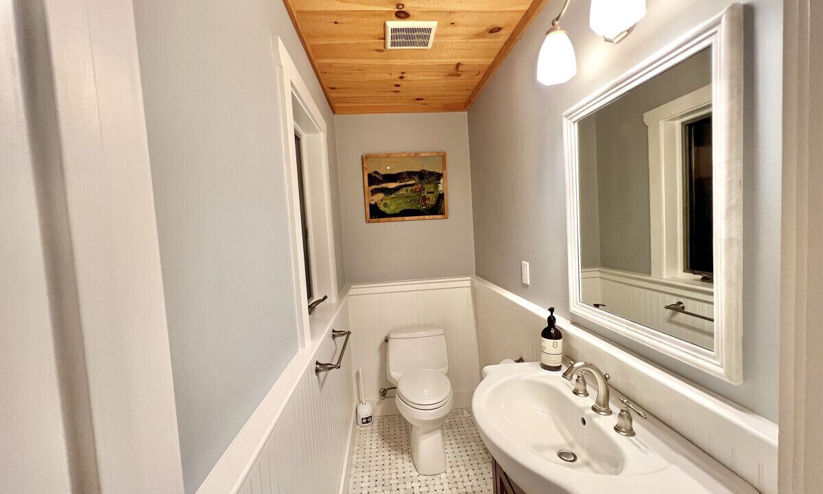 Photo of Bathroom in Stratton and Bromley Ski Areas