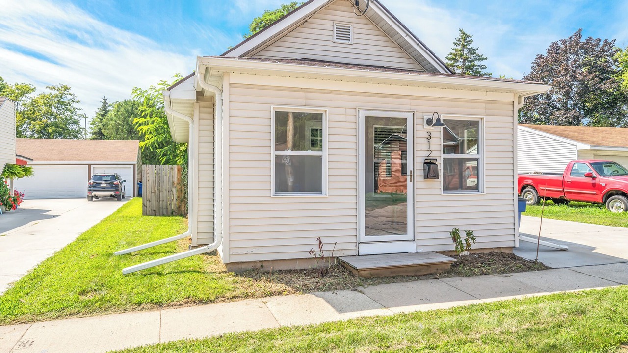 Photo of Outdoor in Menasha