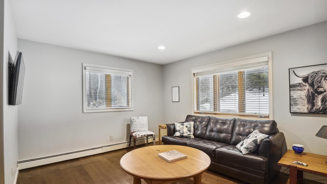 Photo of Livingroom in Stowe Hollow