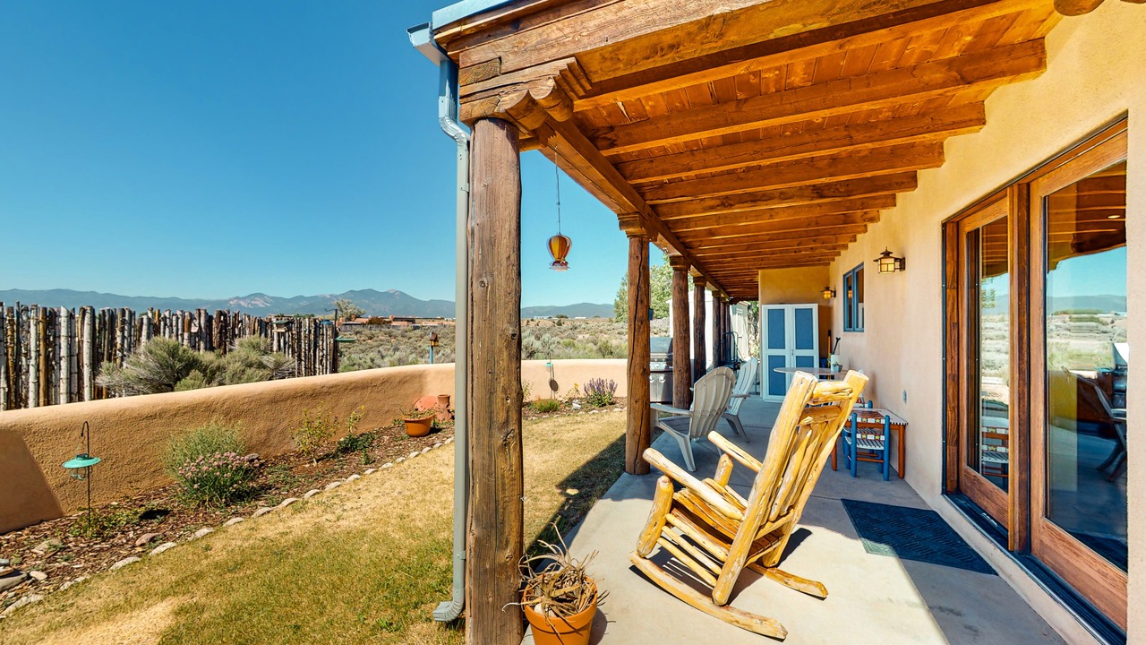 Photo of Patio Balcony in Taos
