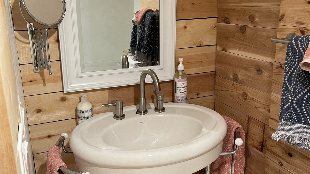 Photo of Bathroom in Cerrillos
