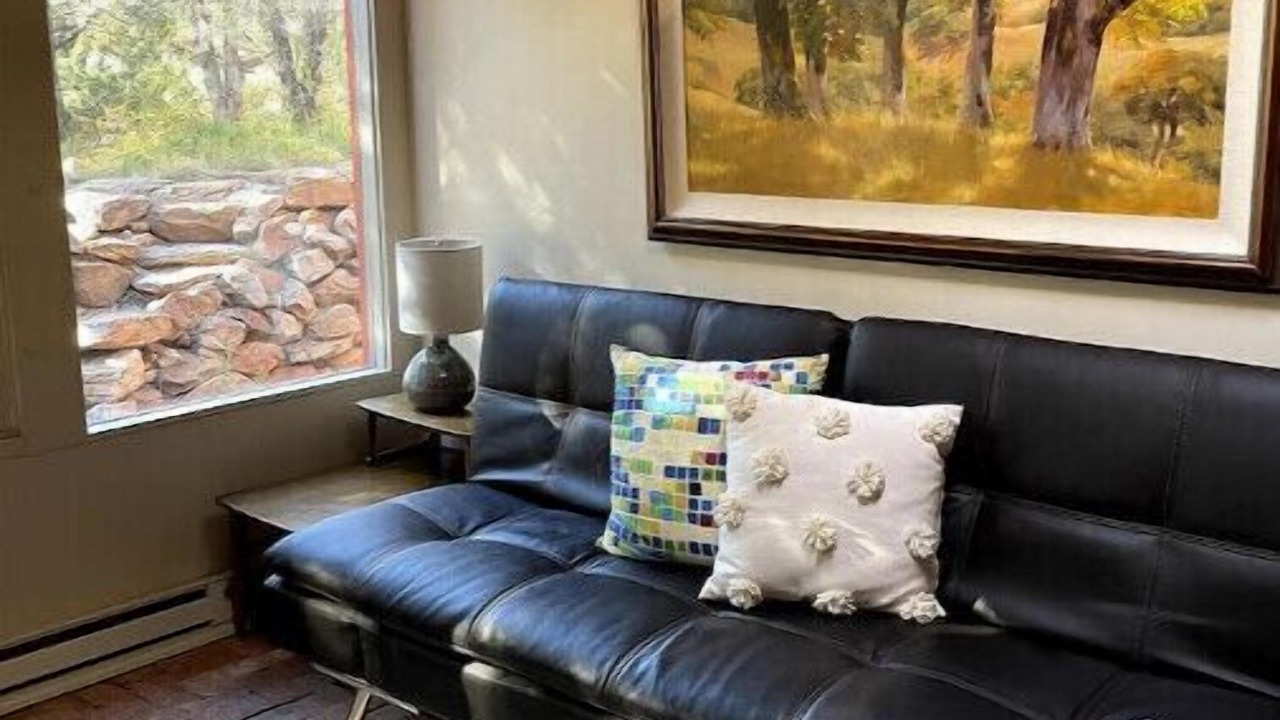 Photo of Livingroom in Canoncito