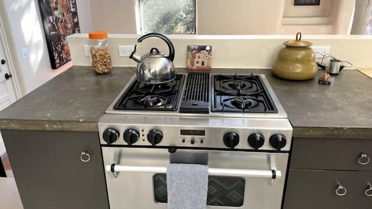 Photo of Kitchen in Canoncito