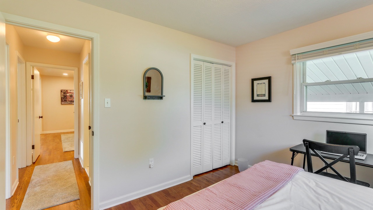 Photo of Bedroom in Berryville