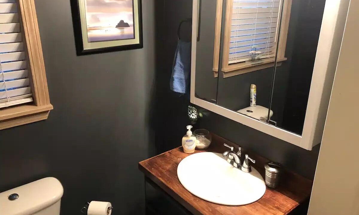 Photo of Bathroom in Meadow Bridge