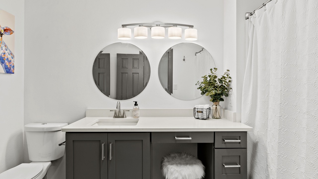Photo of Bathroom in Academy Estates East