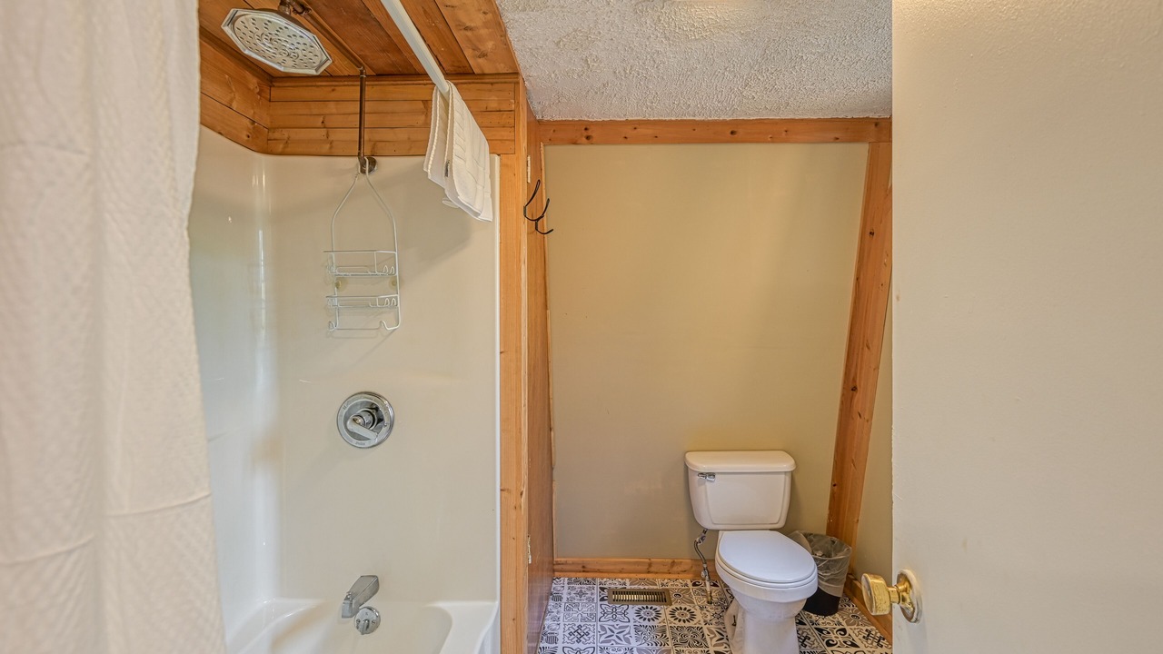 Photo of Bathroom in Crellin