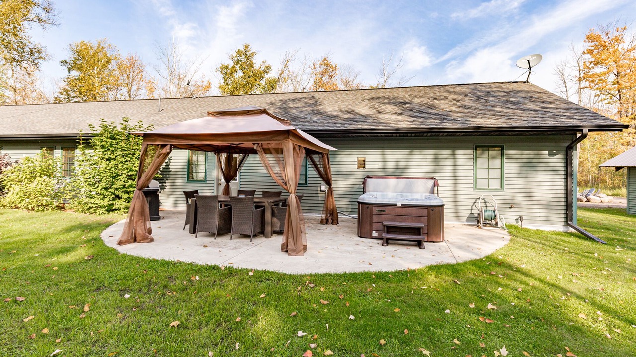 Photo of Outdoor in Saginaw