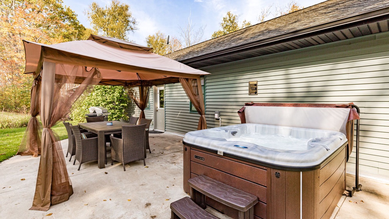 Photo of Outdoor in Saginaw