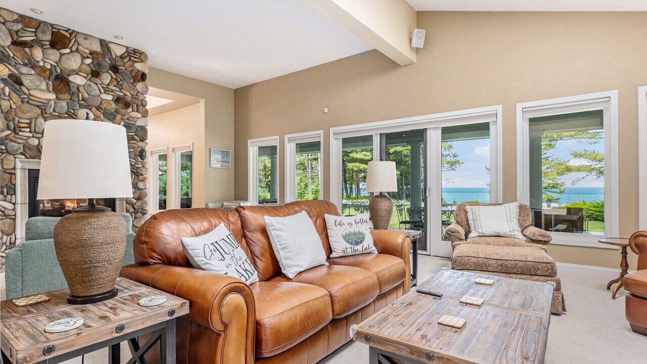 Photo of Livingroom in Manistee