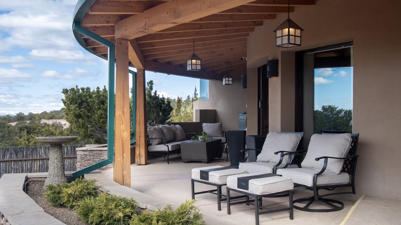 Photo of Patio Balcony in North Hills