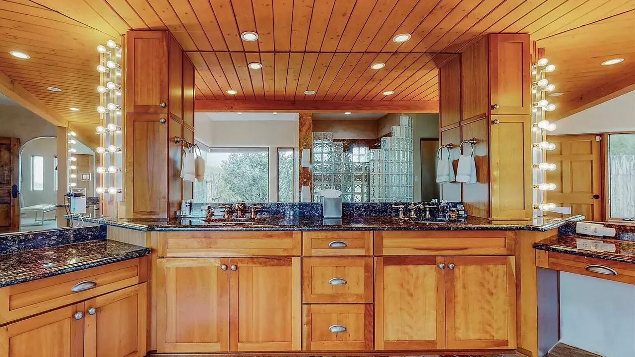Photo of Bathroom in North Hills