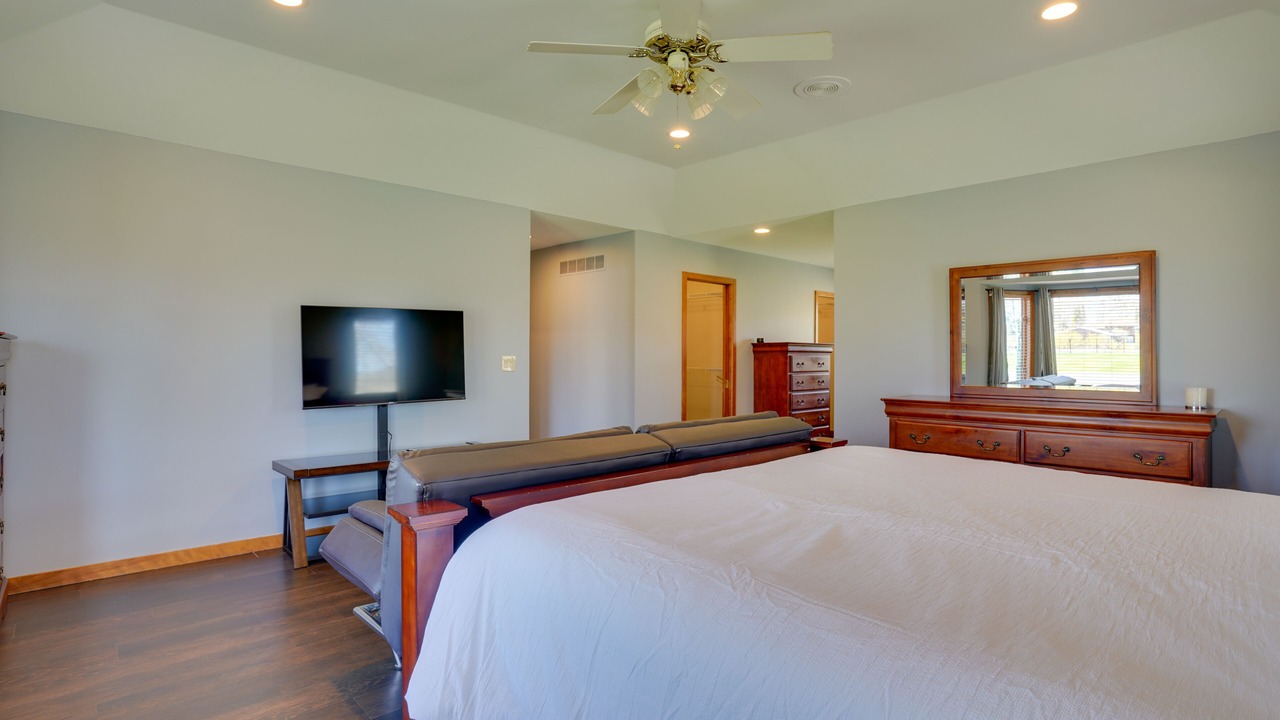 Photo of Bedroom in Shakopee