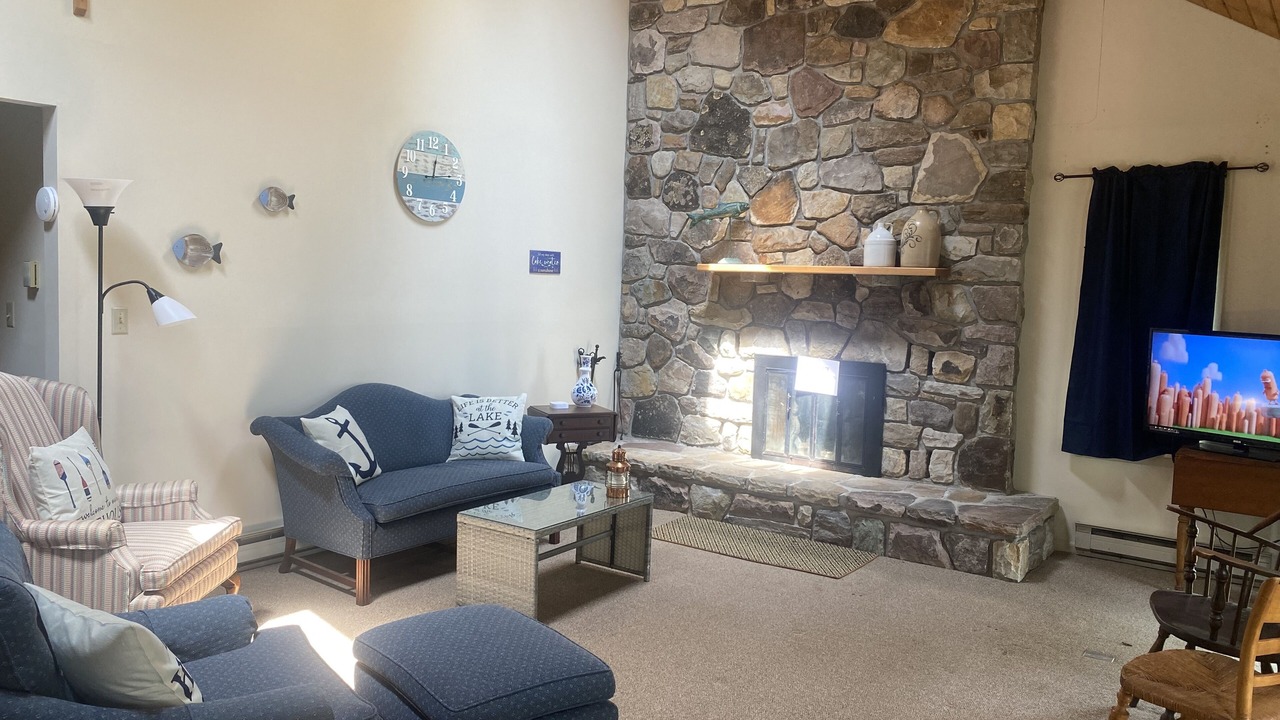 Photo of Livingroom in Plattsburgh
