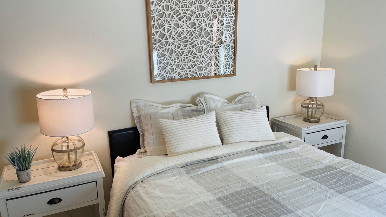 Photo of Bedroom in New Auburn