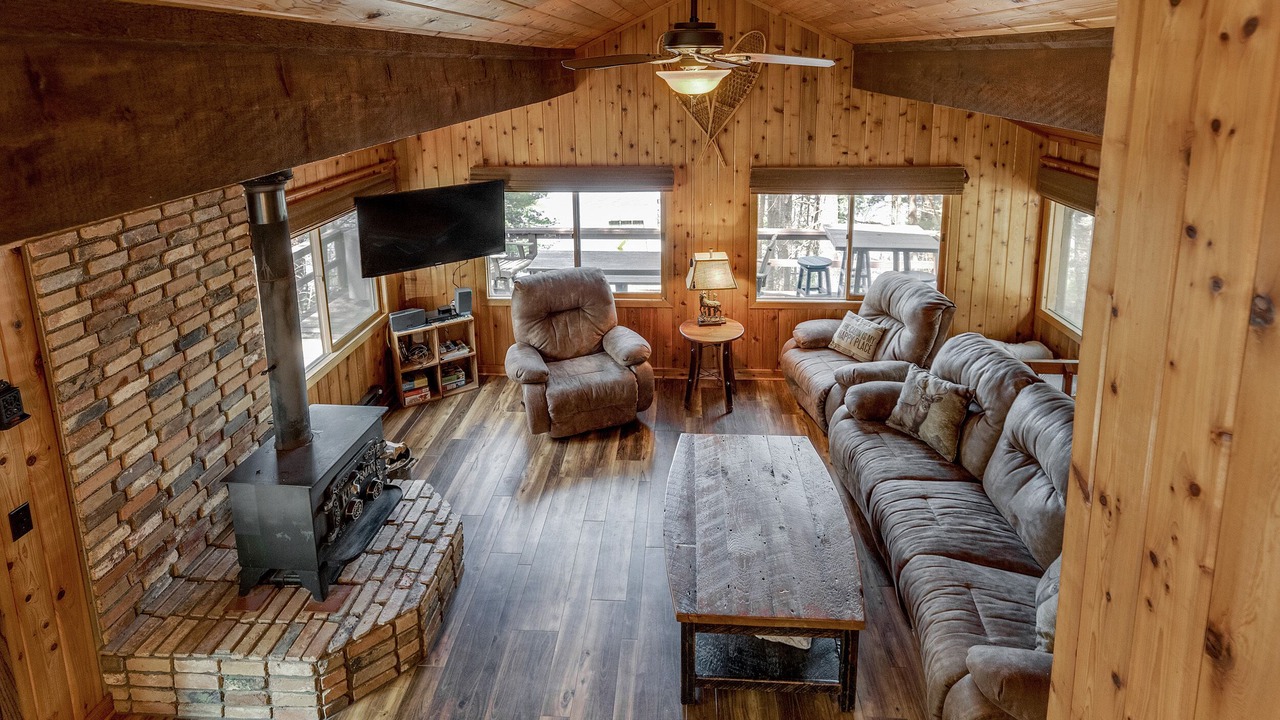 Photo of Livingroom in Crosslake