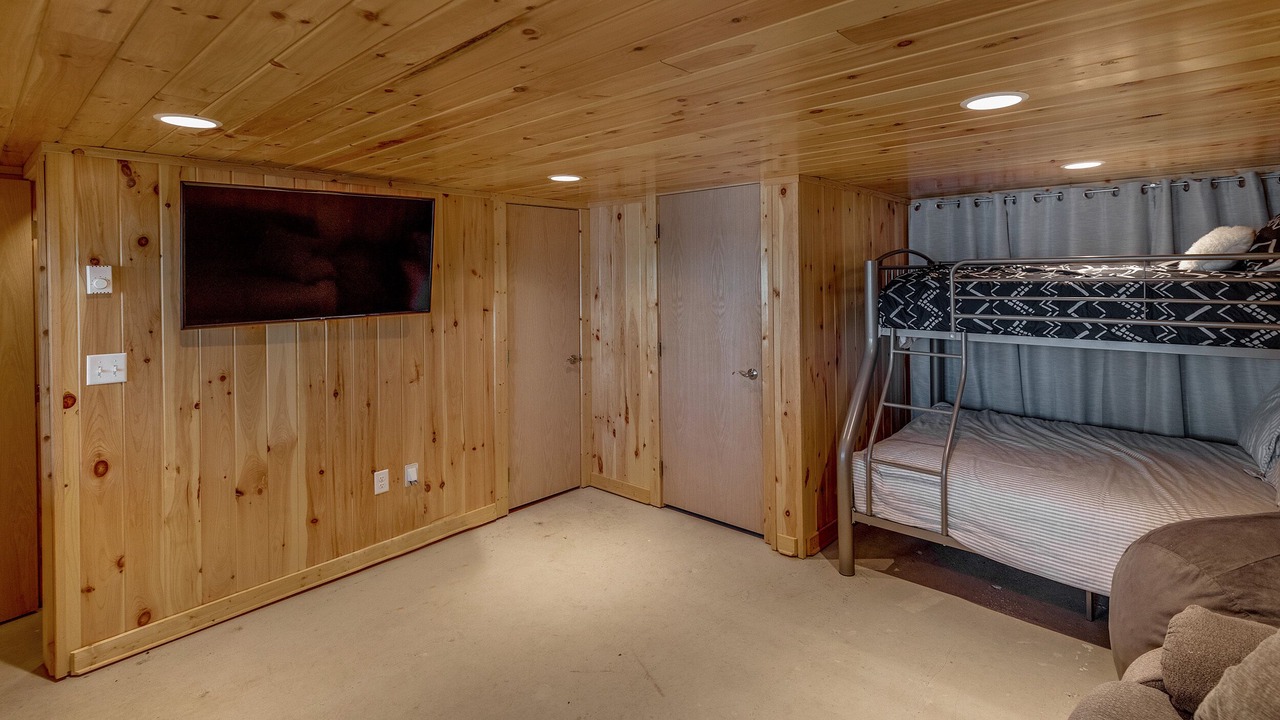 Photo of Bedroom in Crosslake