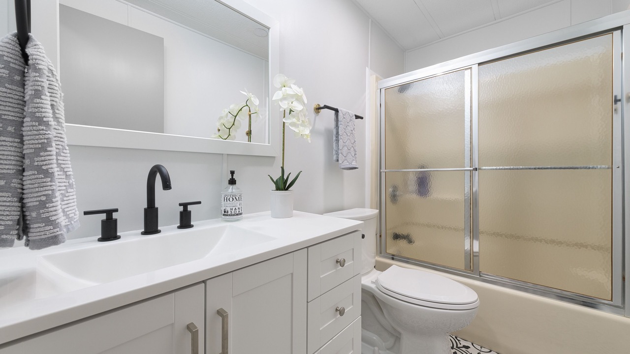Photo of Bathroom in Gobles