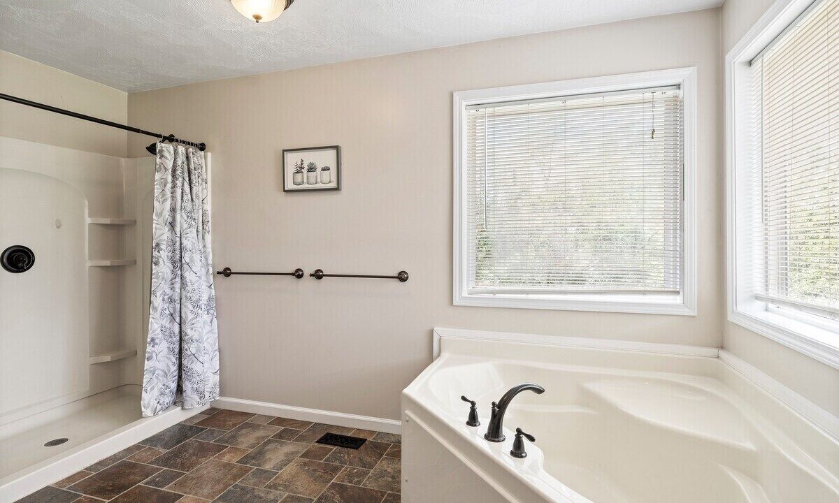 Photo of Bathroom in Lansing