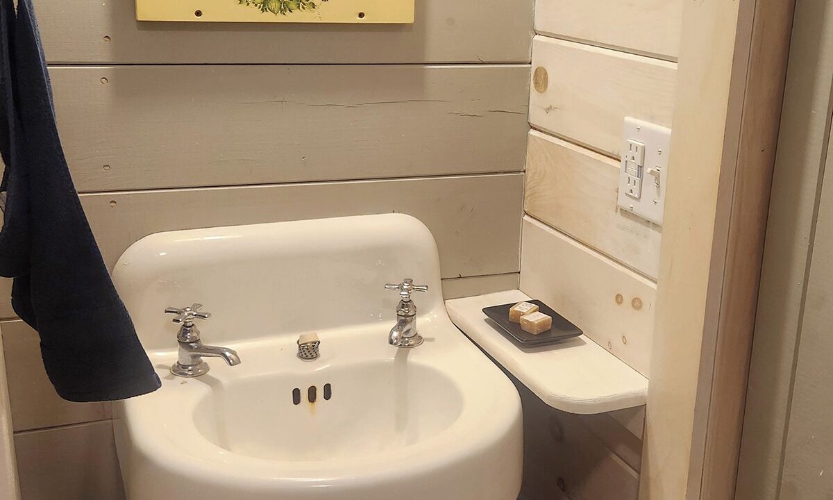 Photo of Bathroom in Barton