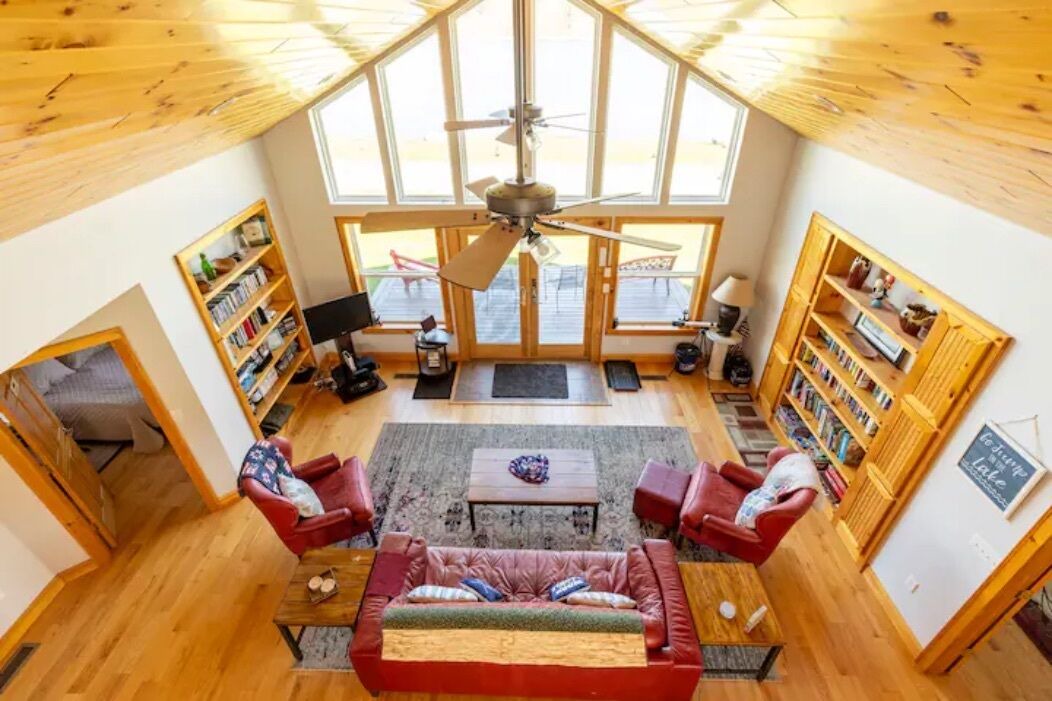 Photo of Livingroom in Pittsfield