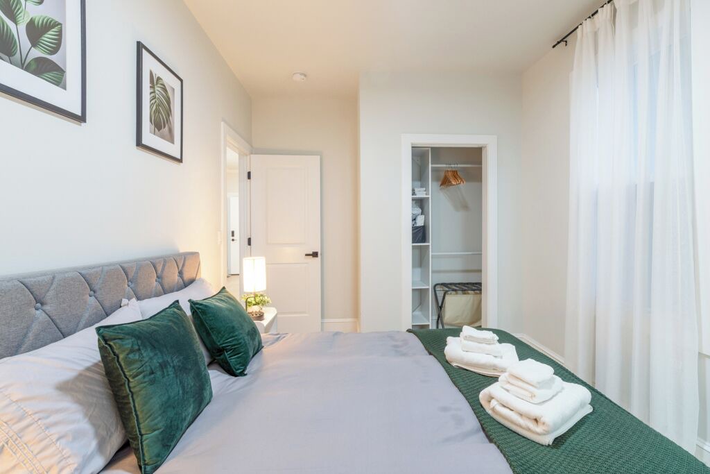 Photo of Bedroom in McGinley Square