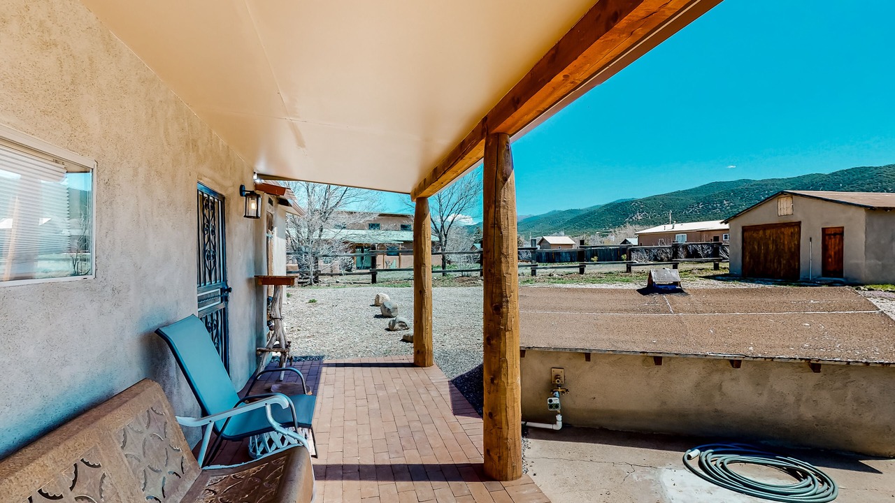 Photo of Patio Balcony in Taos