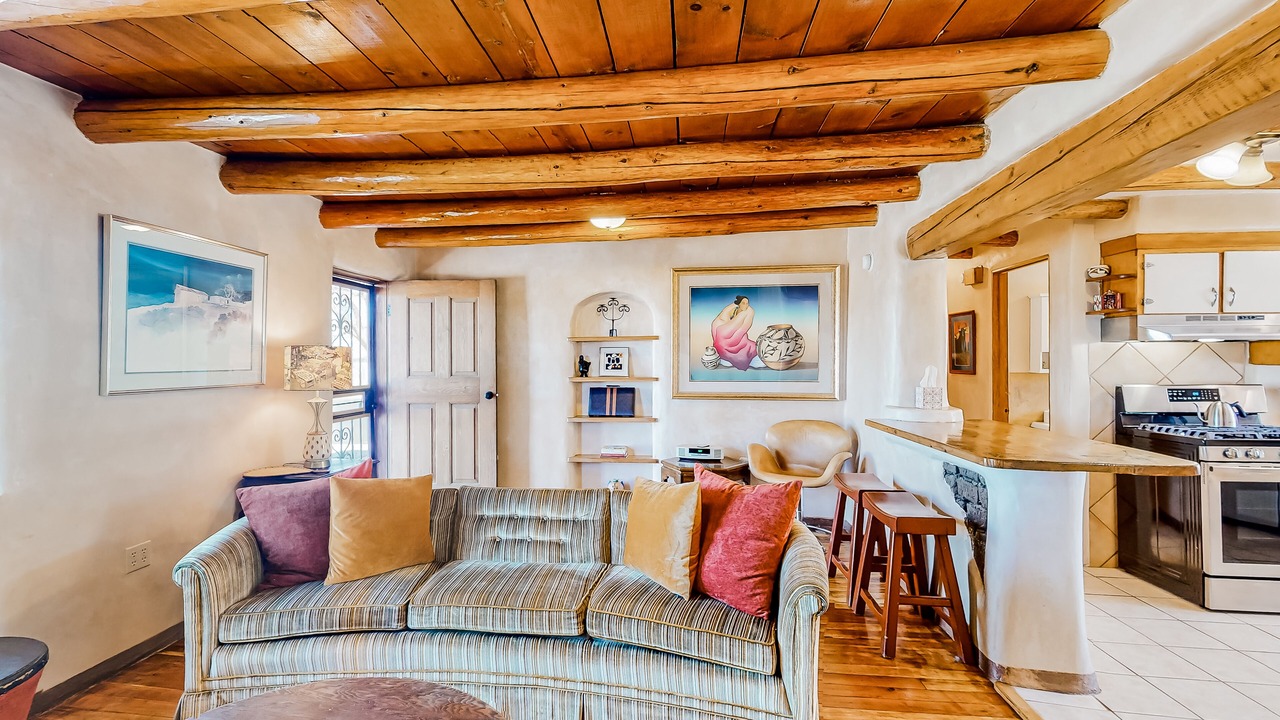 Photo of Livingroom in Taos