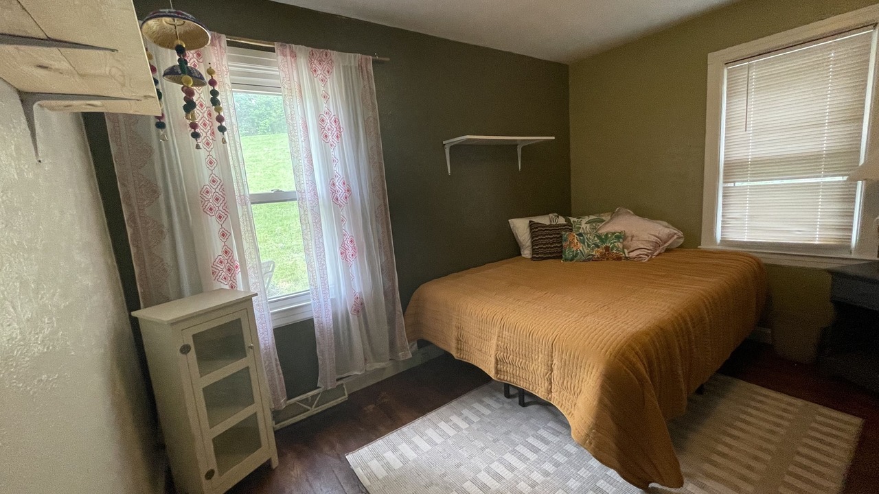 Photo of Bedroom in Summerlee