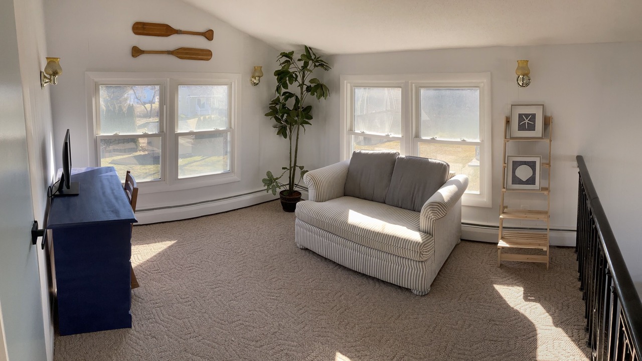 Photo of Livingroom in Weekapaug