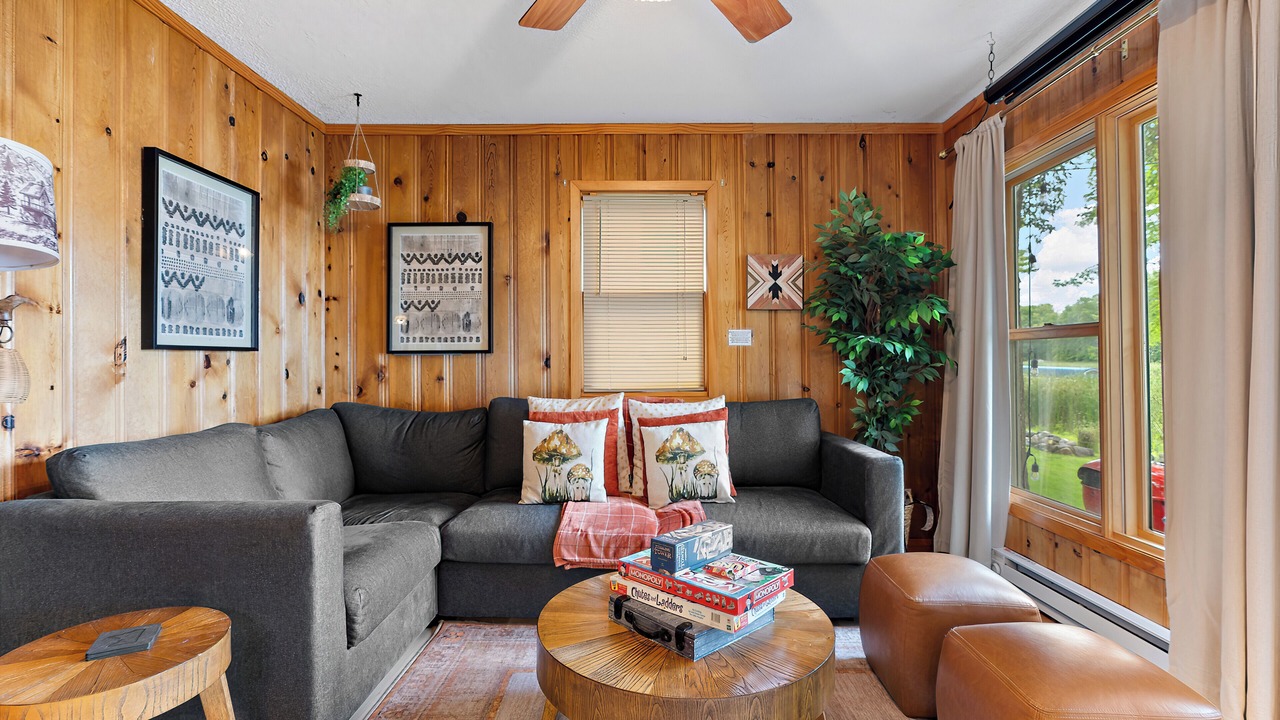 Photo of Livingroom in Lindstrom