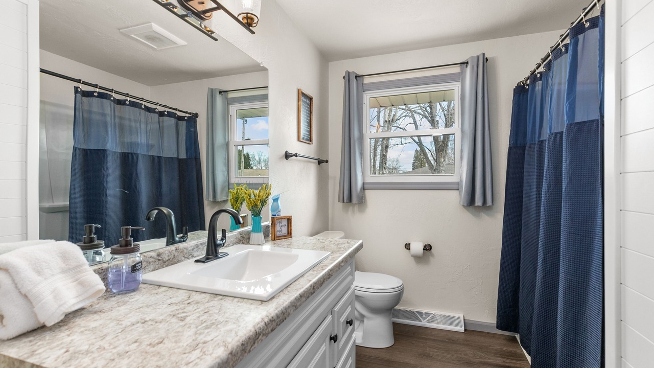 Photo of Bathroom in Green Bay