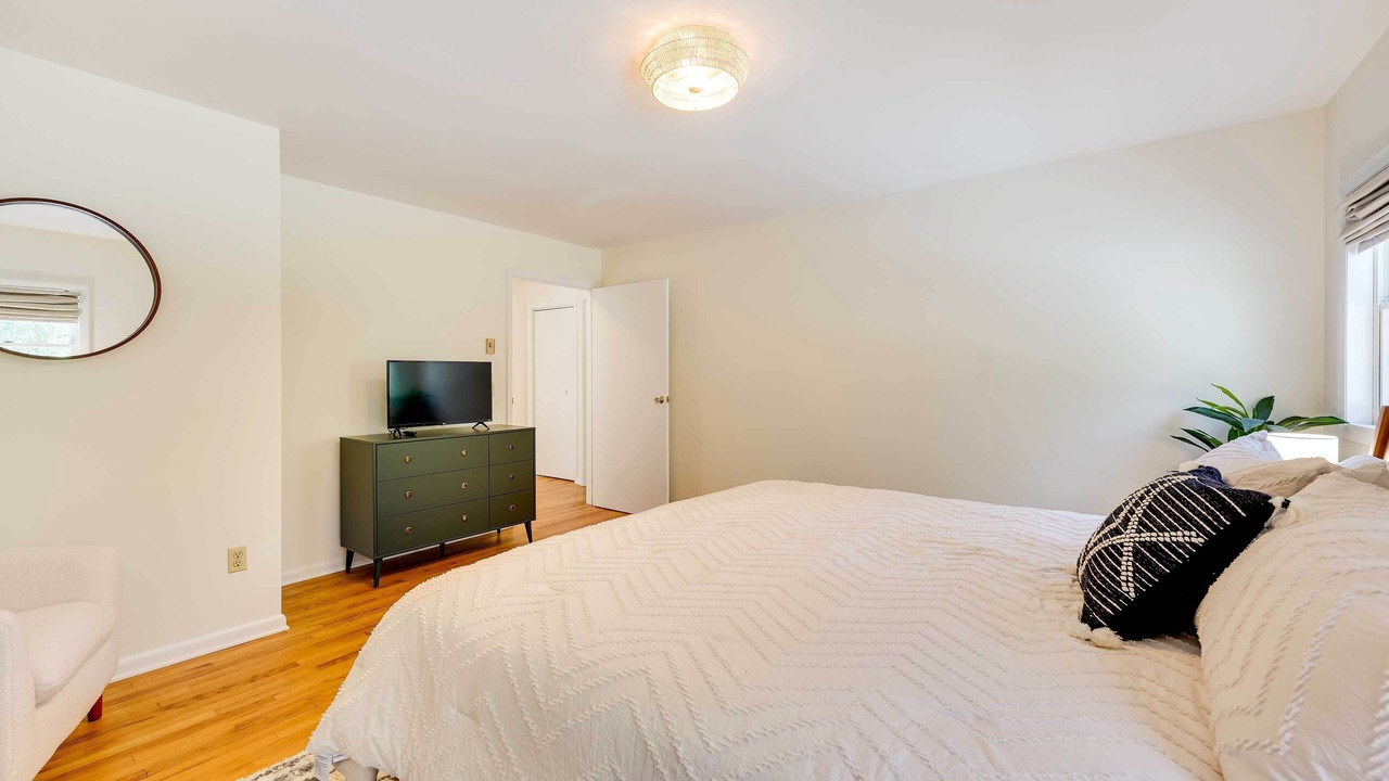 Photo of Bedroom in Diamond Point