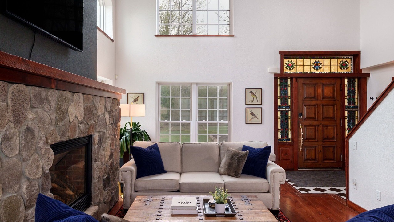 Photo of Livingroom in Forest Lake