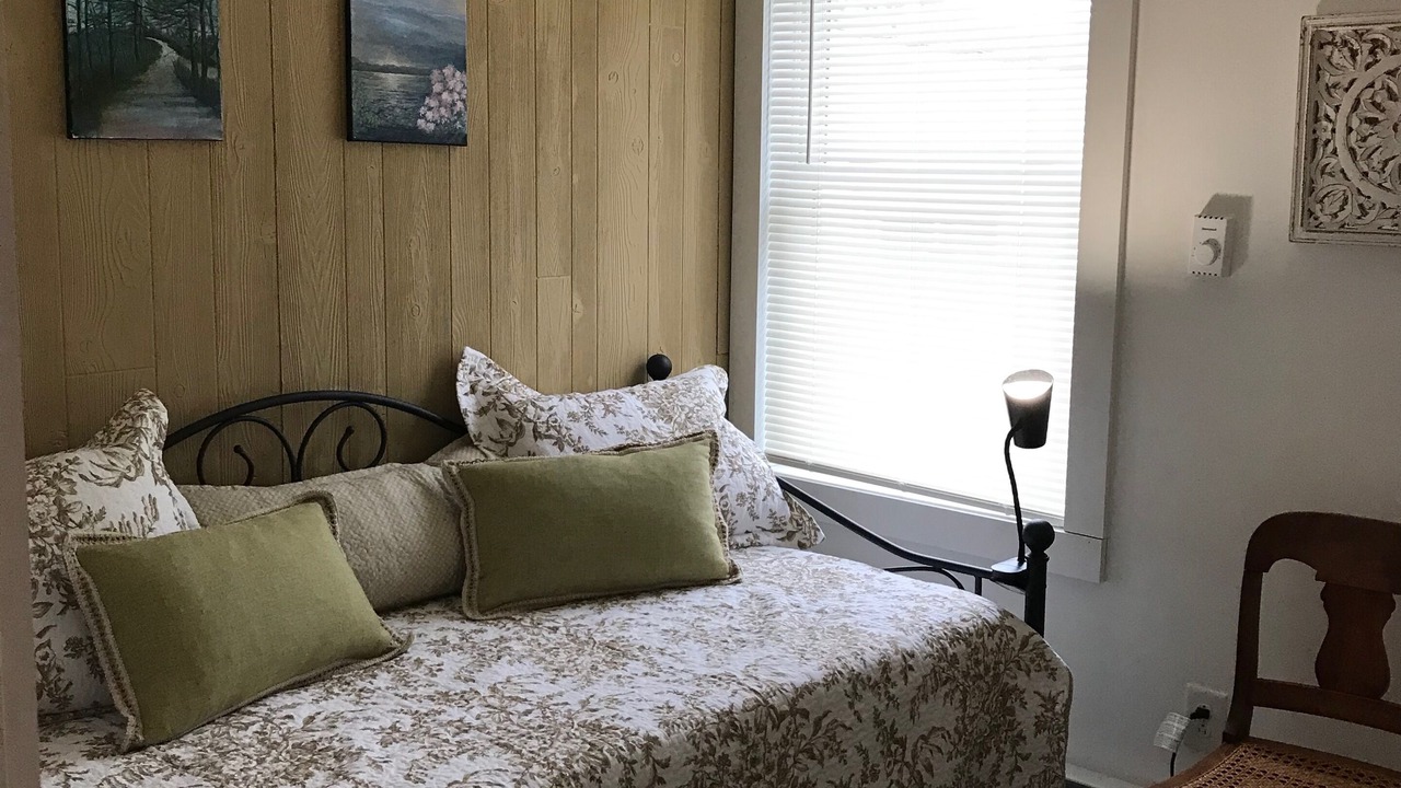Photo of Bedroom in Canton