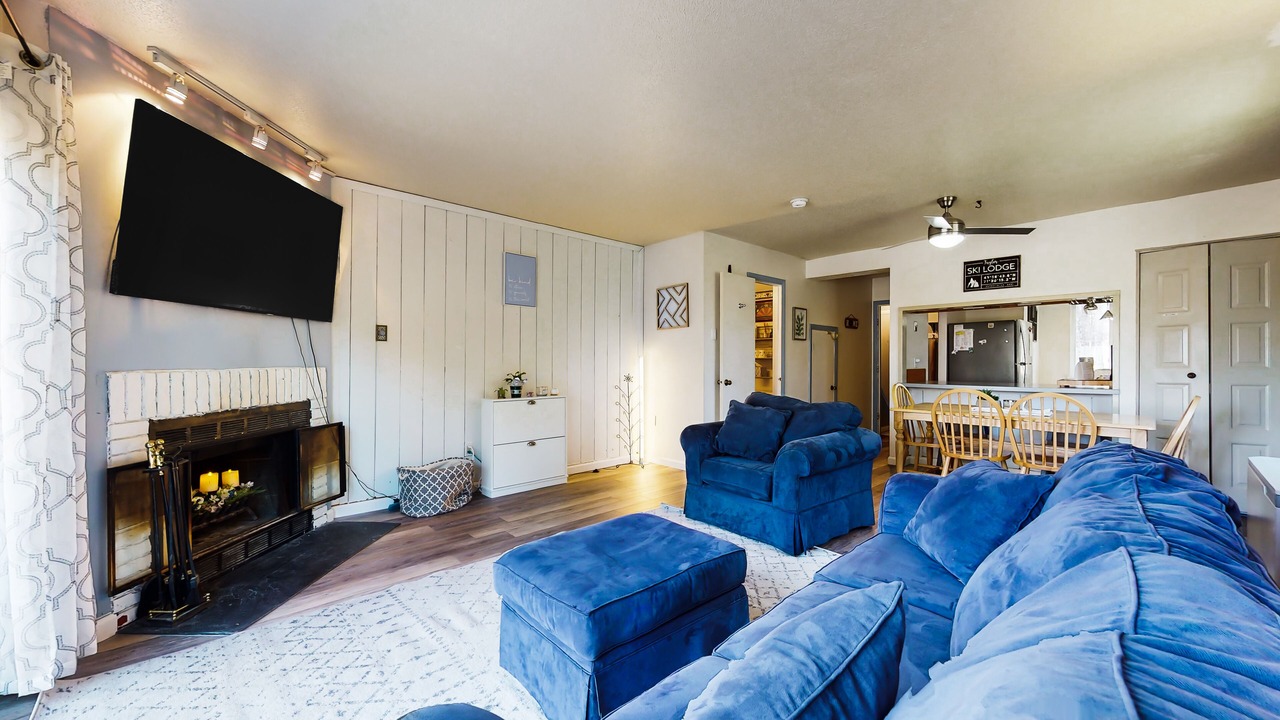 Photo of Livingroom in Waterville Valley