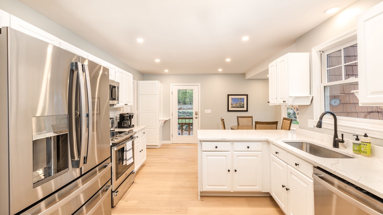 Photo of Kitchen in Lake Pocotopaug